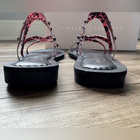 CHINESE LAUNDRY Coralie Cheetah Casual
Sandal Sz 8 New in box - Picture 7 of 13